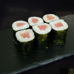 Маки с тунцом (120грамм)