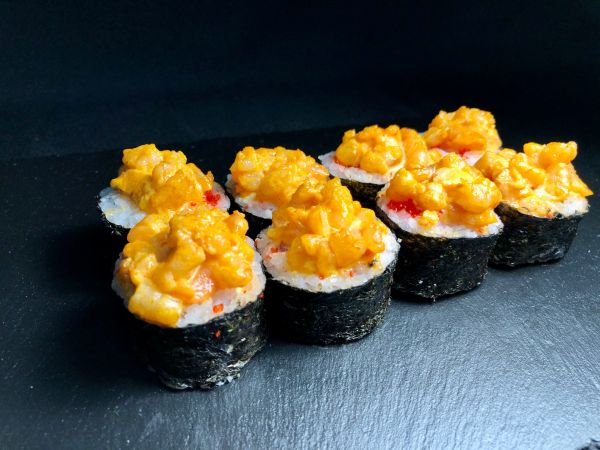 Запечённый ролл с  креветками (280грамм)